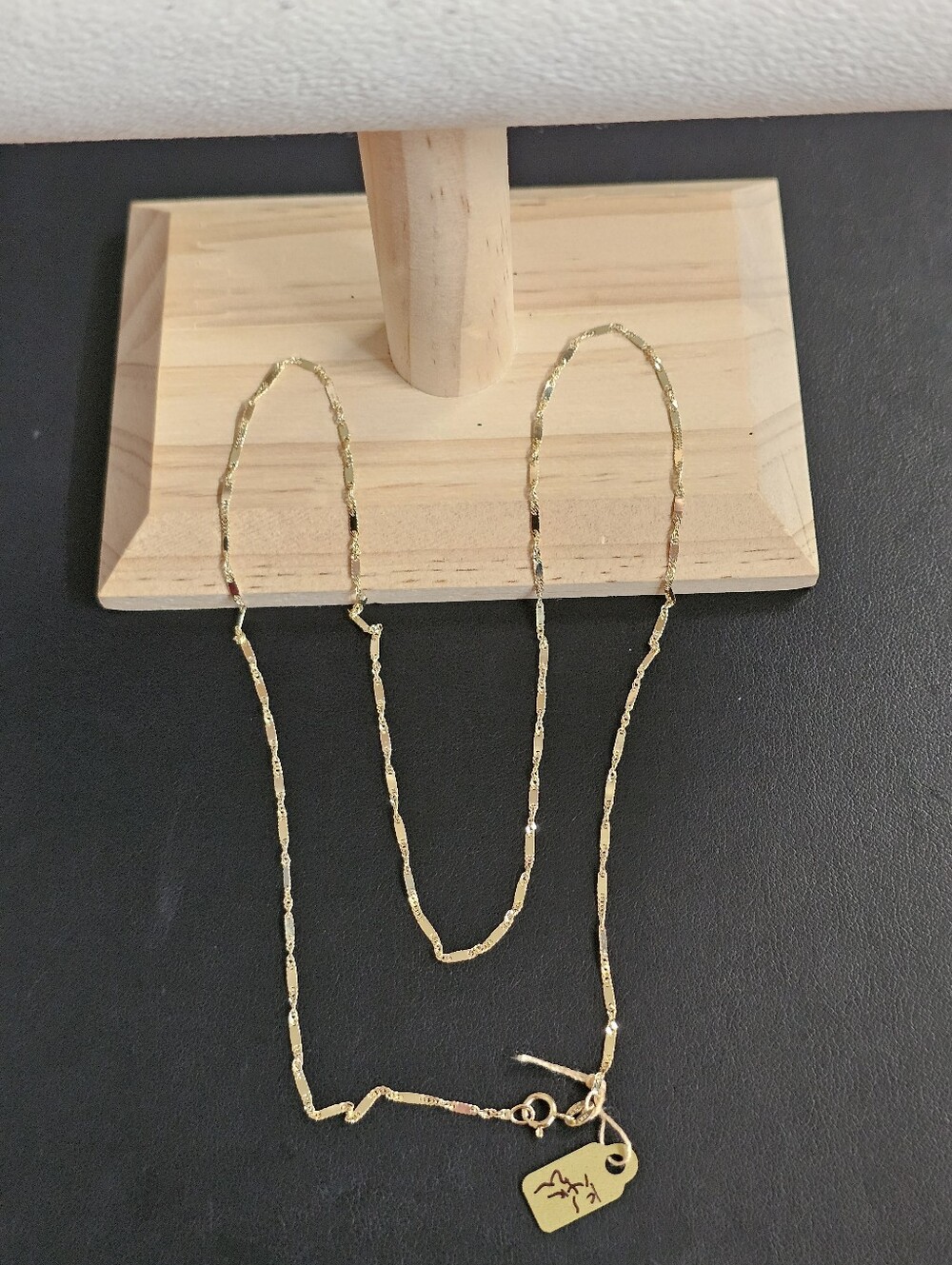 14k Gold Necklace 22 Inch